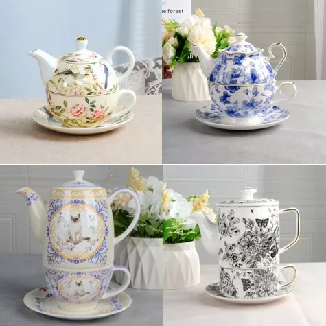 Set porcelanaste skodelice Enchanted s čajnikom